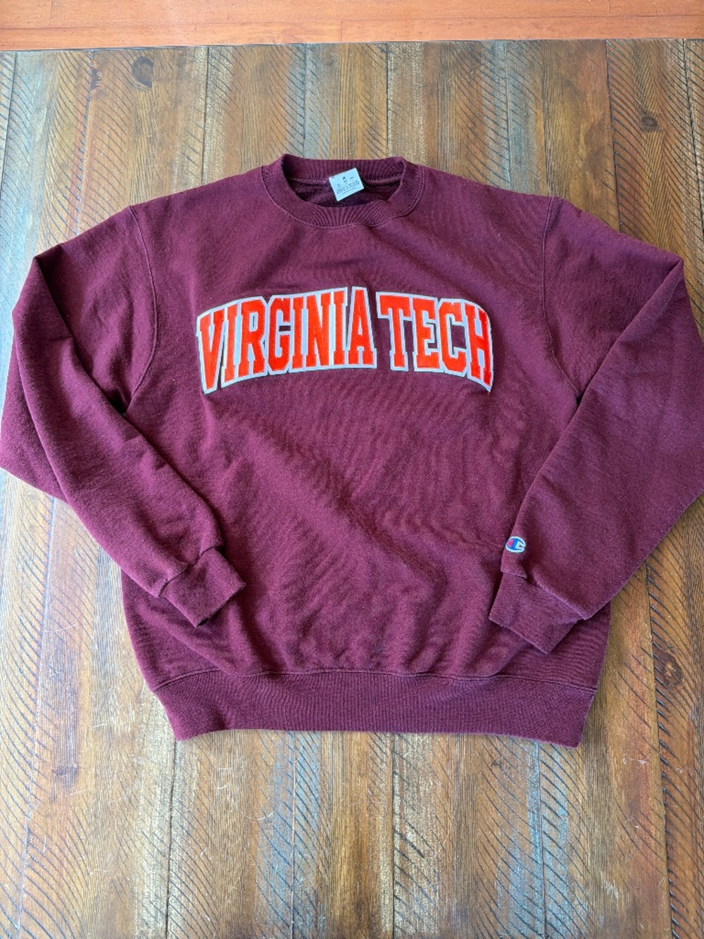 Women’s Virginia Tech Sweatshirt Top Medium Flaw Read